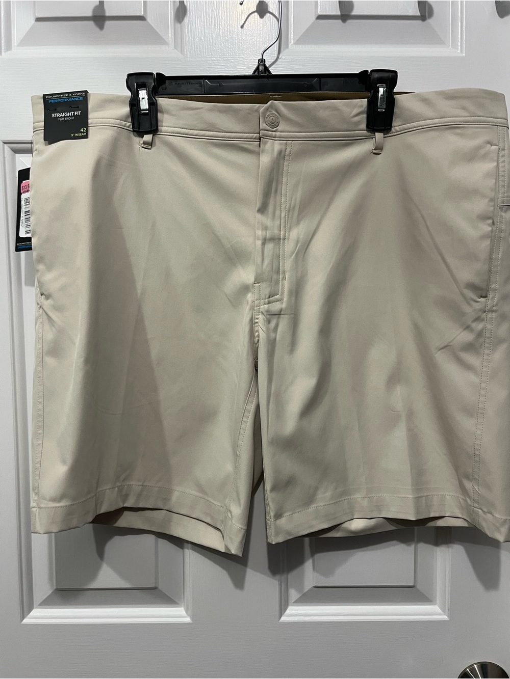 Roundtree & Yorke Beige Performance Flat-Front Men's Shorts